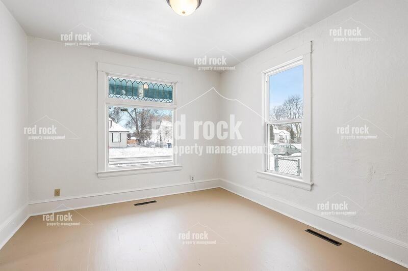 1517 E Bridgeport Ave - Photo 5 of 23