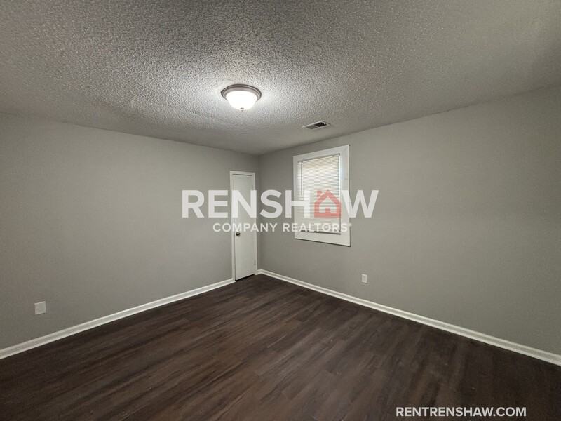 3021 Green Rd - Photo 5 of 16