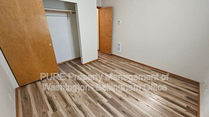 2715 W Maplewood Ave #222 - Photo 7 of 12