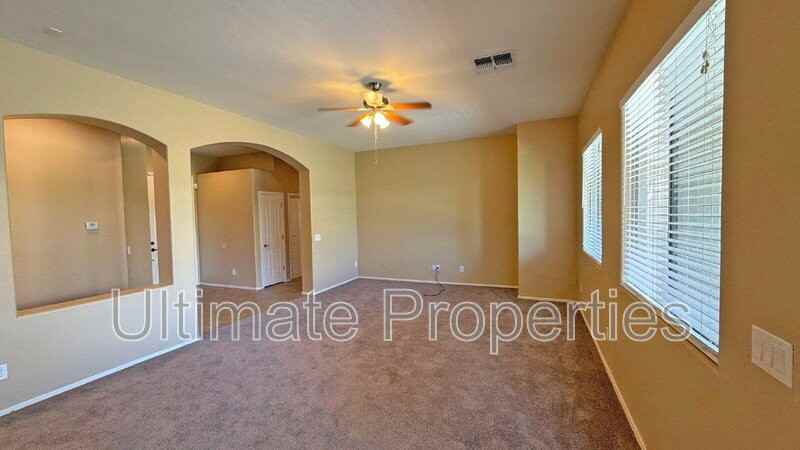 17610 W Ironwood St - Photo 2 of 15