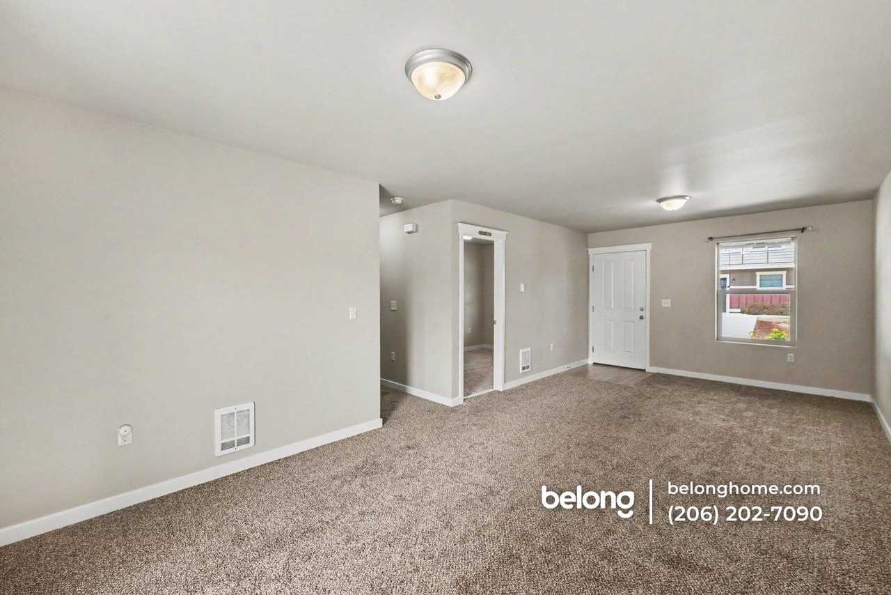 1895 Hardway Ln - Photo 7 of 13