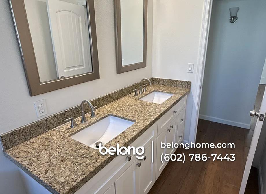 3313 N 43rd Pl - Photo 3 of 16