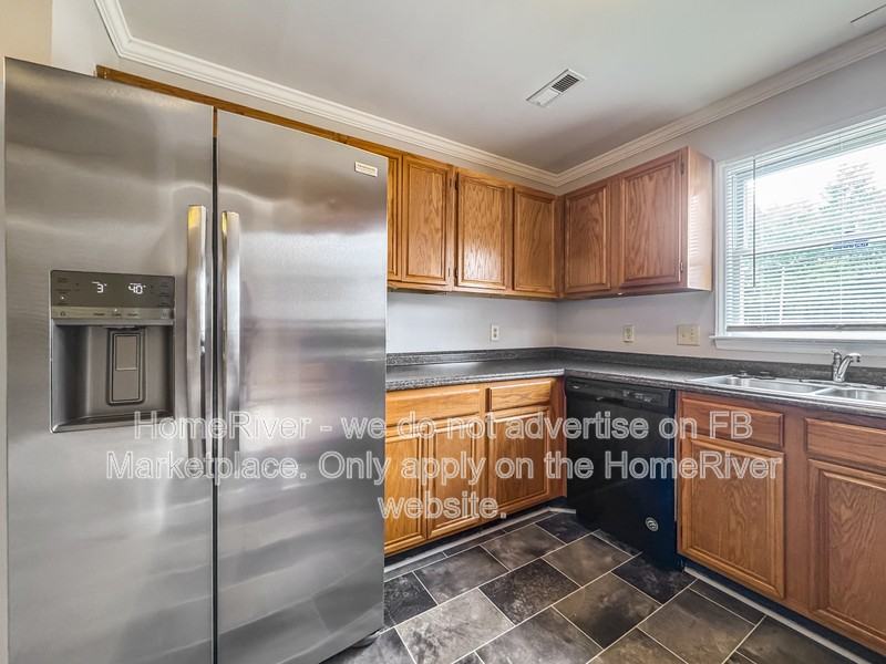 1161 Glendale Dr - Photo 7 of 19
