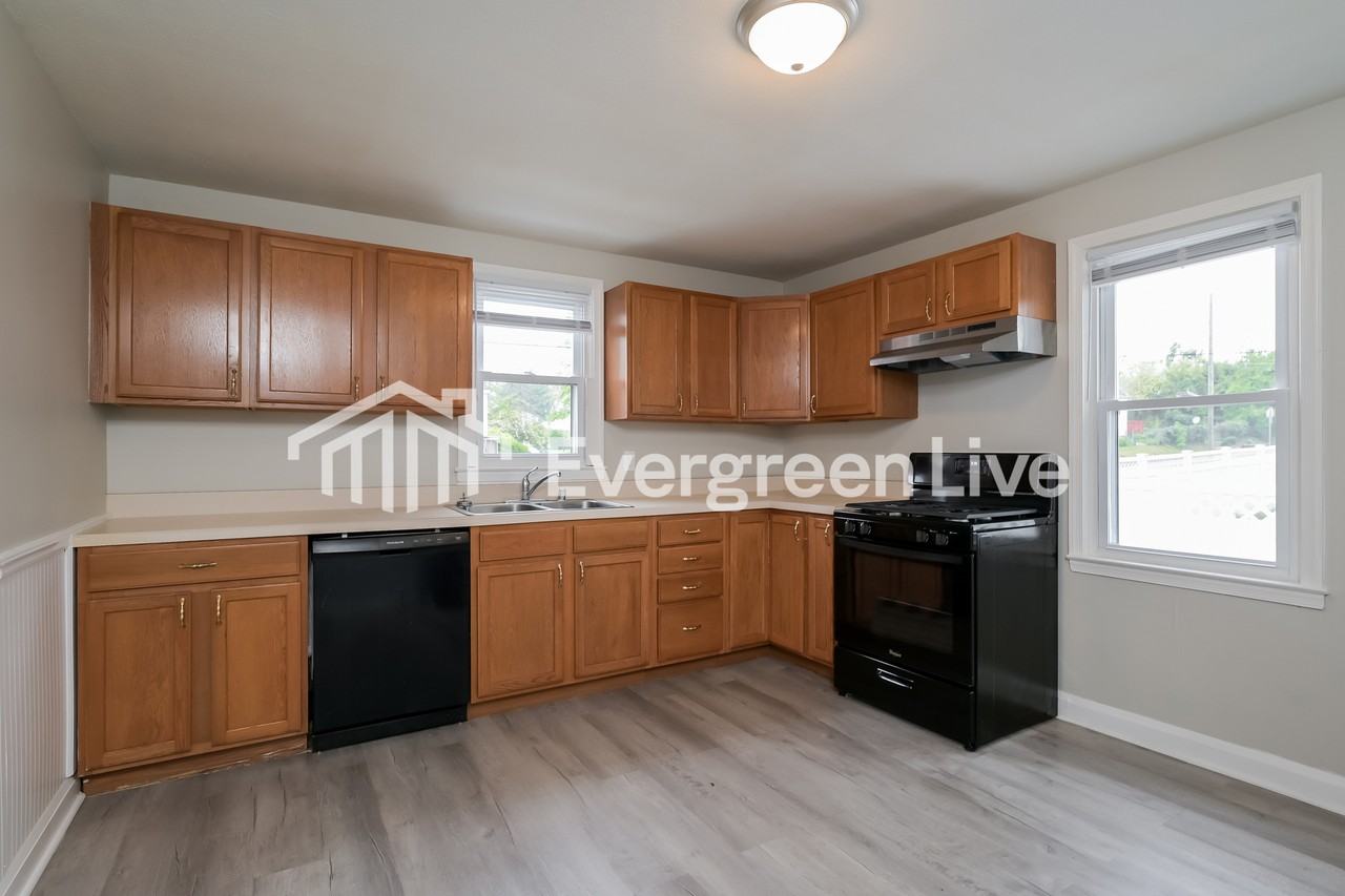 3300 Orlando Ave - Photo 6 of 15