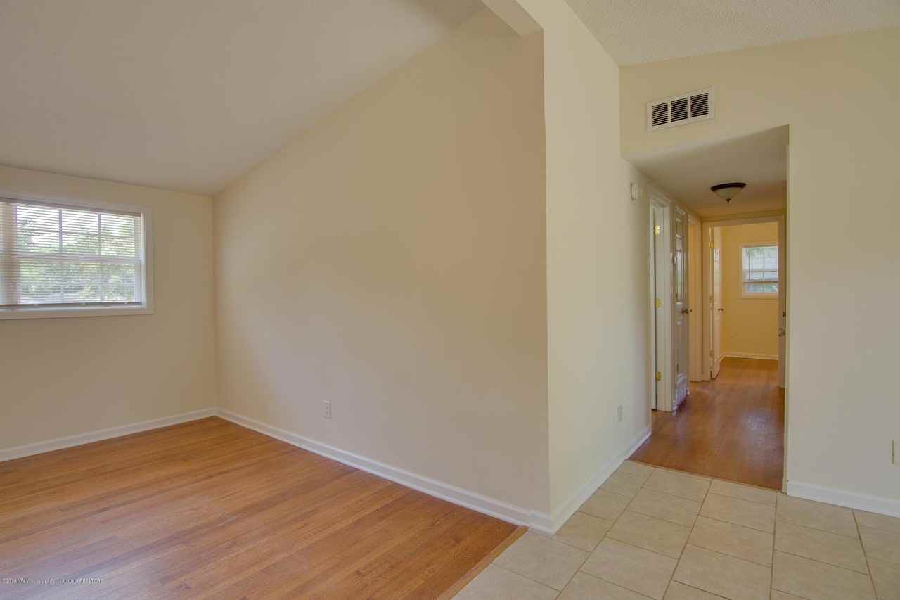 1707 Swayze Cv - Photo 4 of 14
