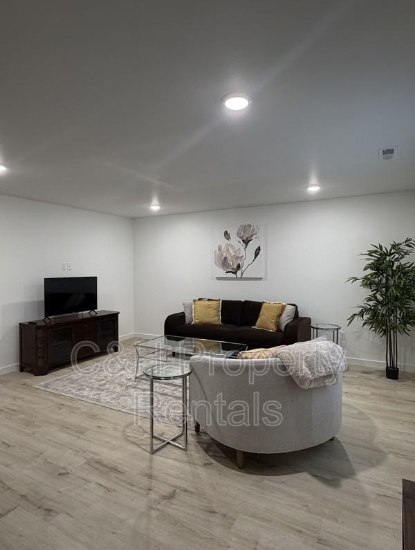 218 Reda Ln - Photo 6 of 24