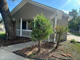 featured image of 1113 Beach Ave