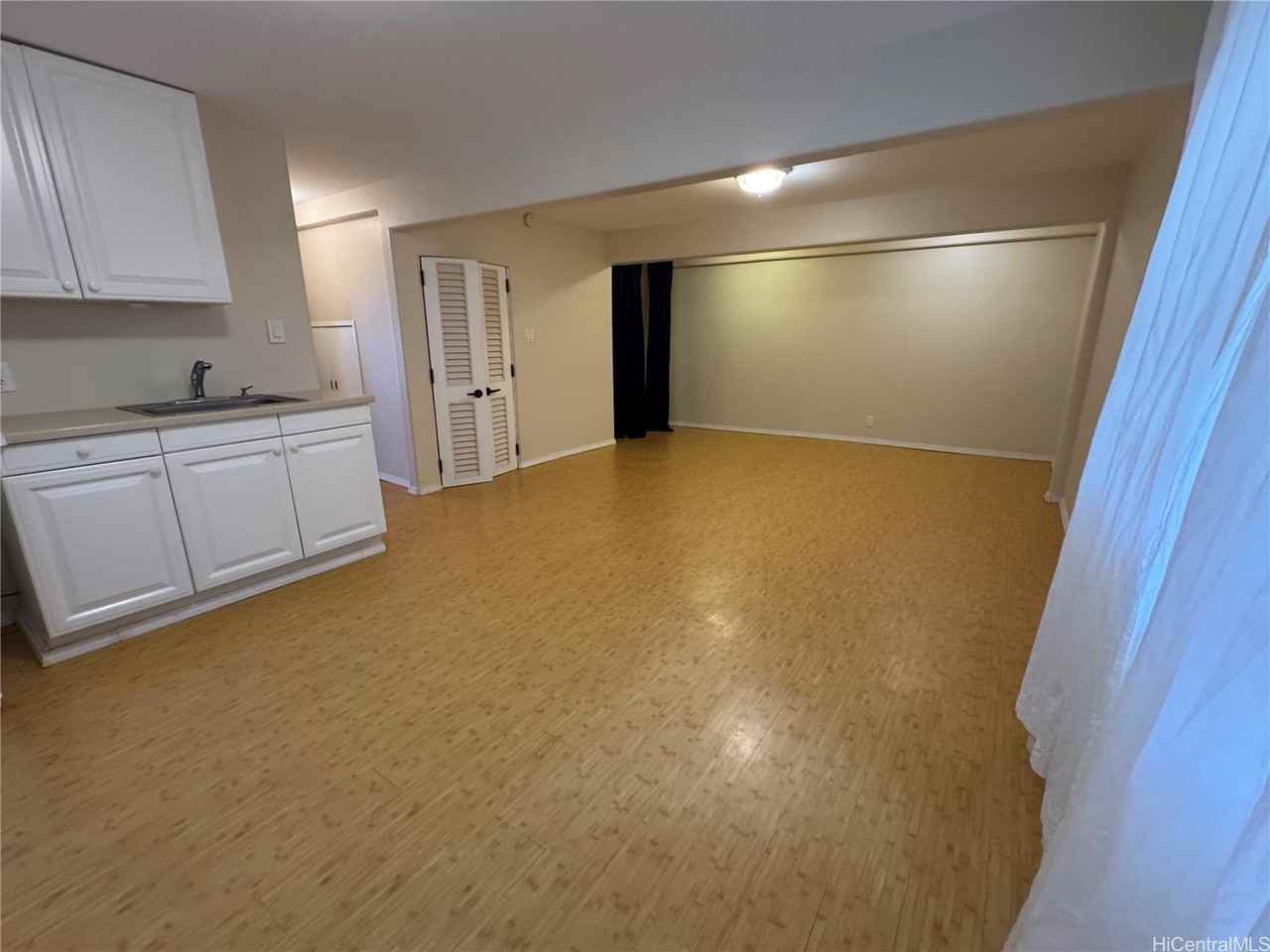 320 Hao St - Photo 6 of 15