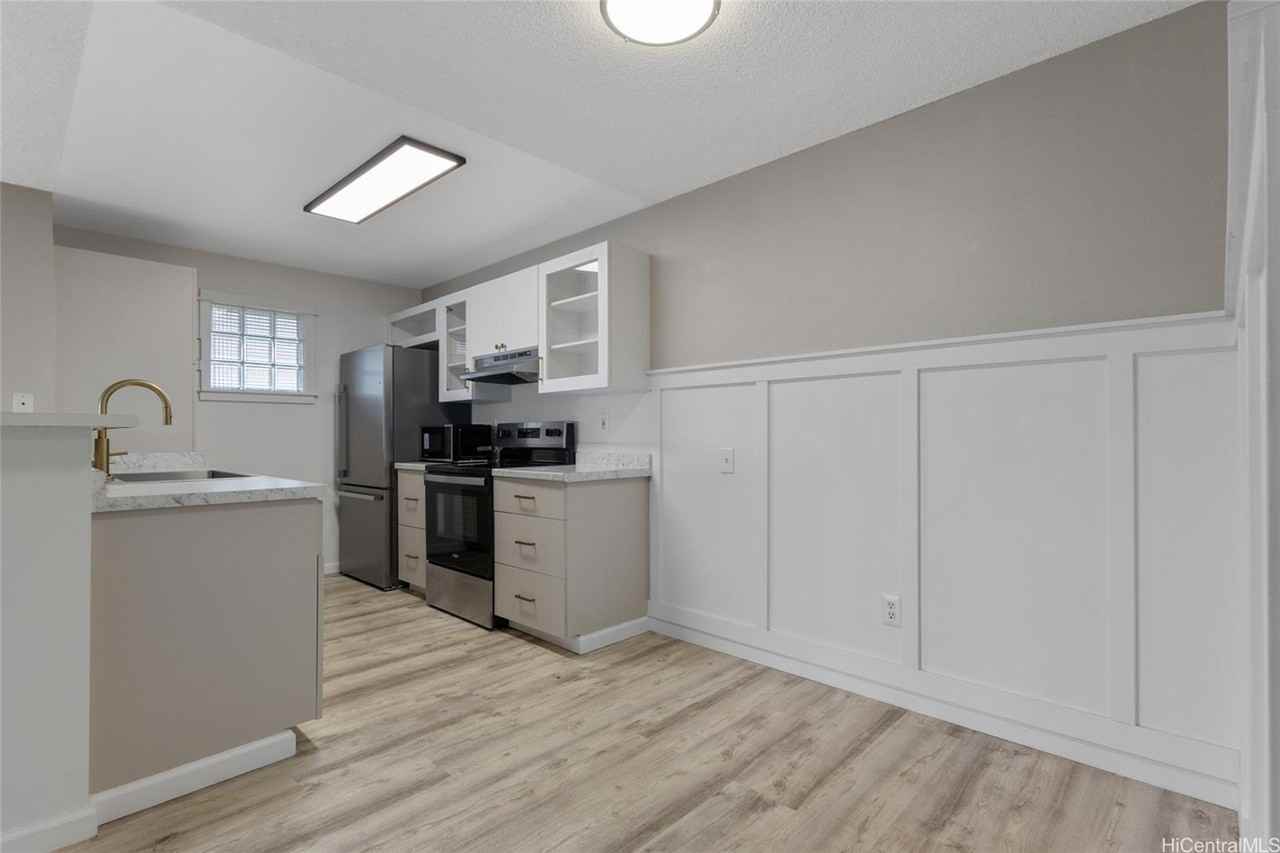 91-1207 Kaneana St #E - Photo 5 of 22