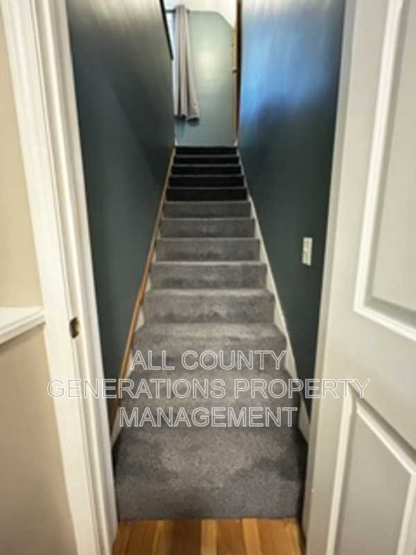 6558 Lawnwood Ave - Photo 6 of 16