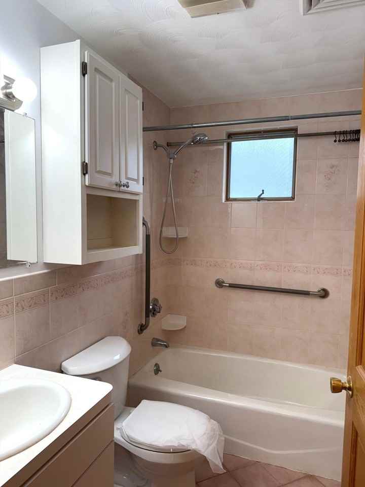21 Rendall Pl #2 - Photo 2 of 20