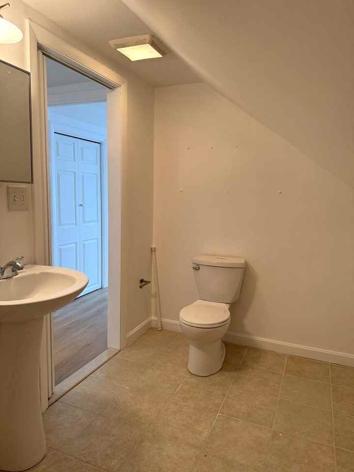 21 Rendall Pl #2 - Photo 7 of 20