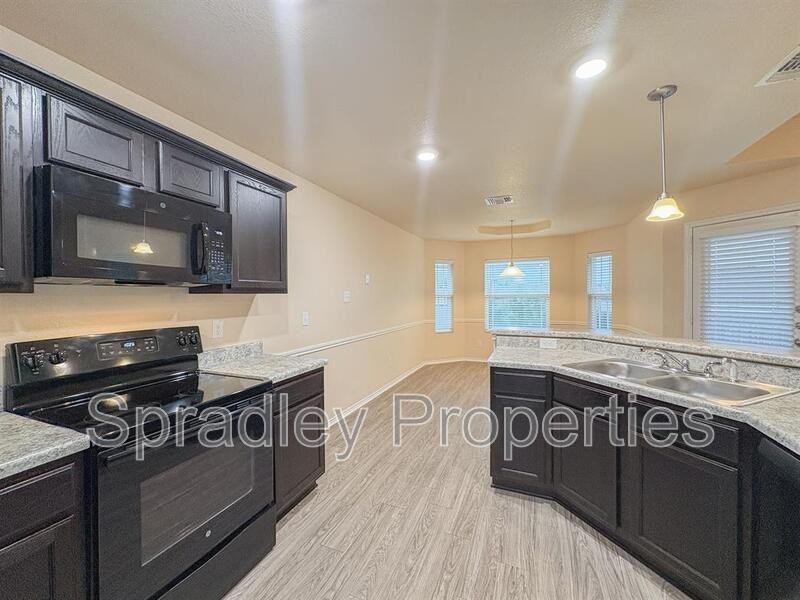 2214 Justice Dr - Photo 6 of 19