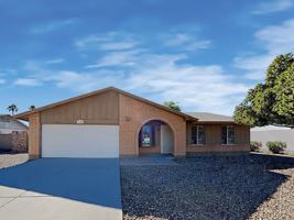 featured image of 3142 W Danbury Dr