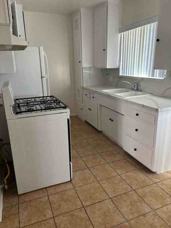 4456 Overland Ave ##3 - Photo 3 of 6