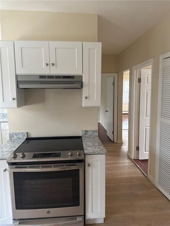 707 Douglas Ave ##2 - Photo 3 of 14