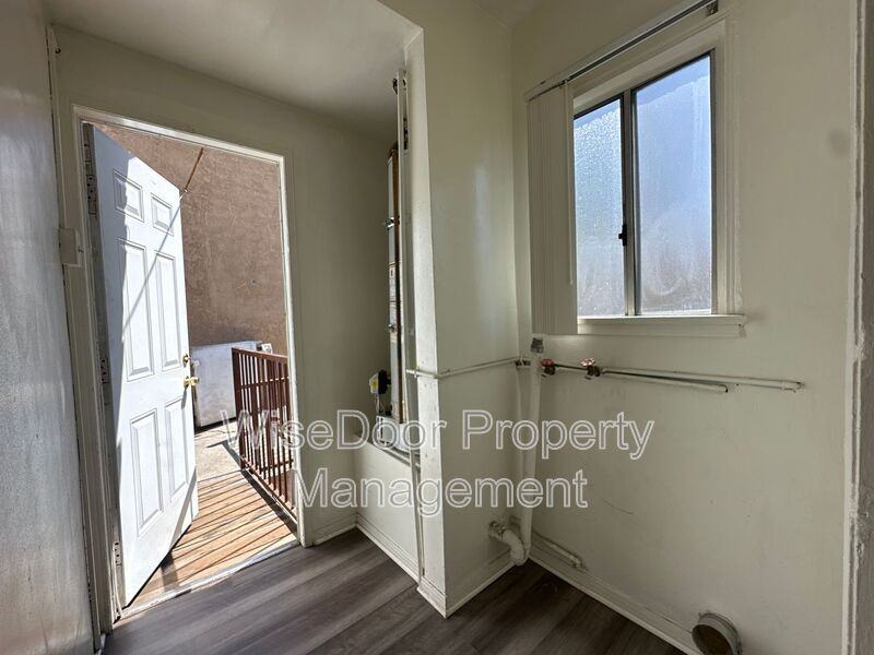 3852 1/2 City Terrace Dr - Photo 2 of 12