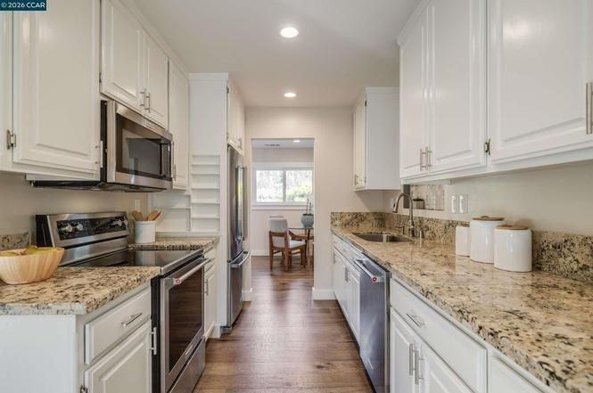 1807 Magnolia Way - Photo 7 of 28