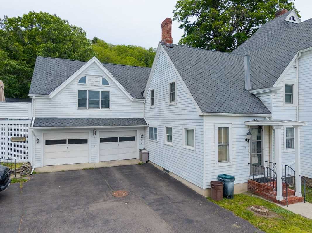 74 Shethar St - Photo 2 of 14