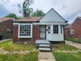 featured image of 11035 Worden St
