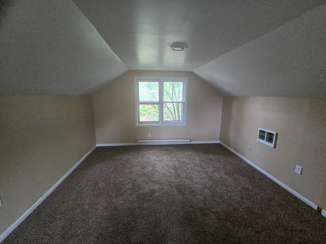11035 Worden St - Photo 7 of 10