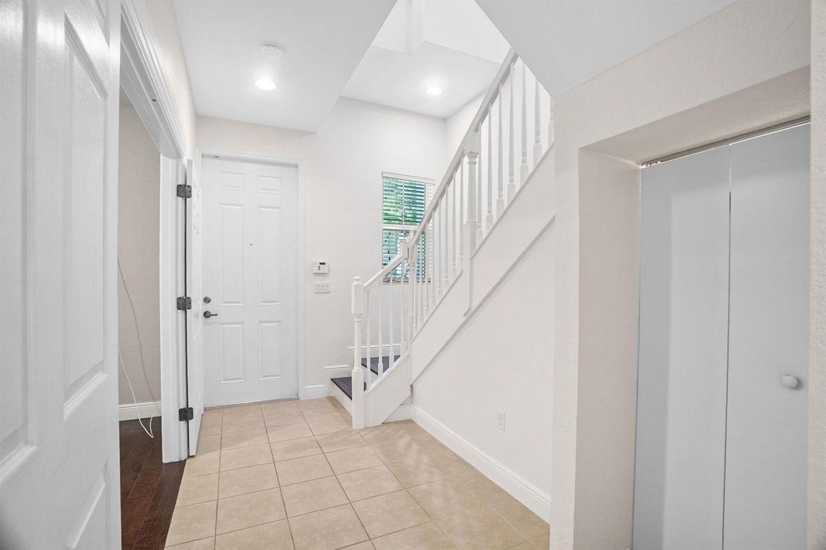 11967 Sw 26th Ct - Photo 3 of 24