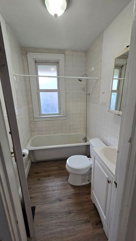 9109 Argyle Ave - Photo 4 of 17