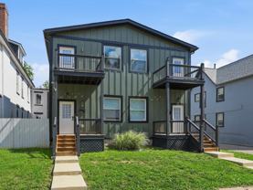 834 Oak St - Photo 1 of 1