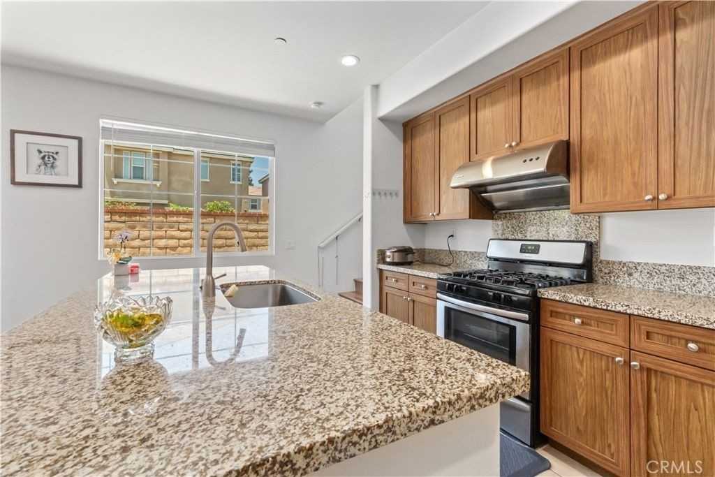1503 Cantabria Pl - Photo 2 of 9