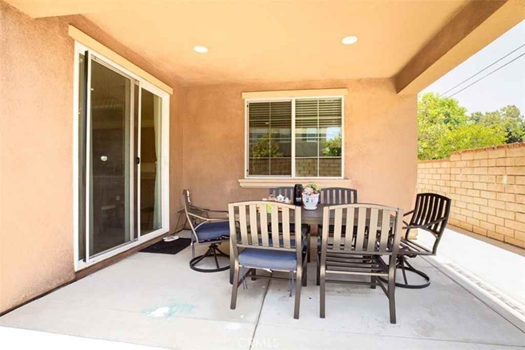 1503 Cantabria Pl - Photo 5 of 9