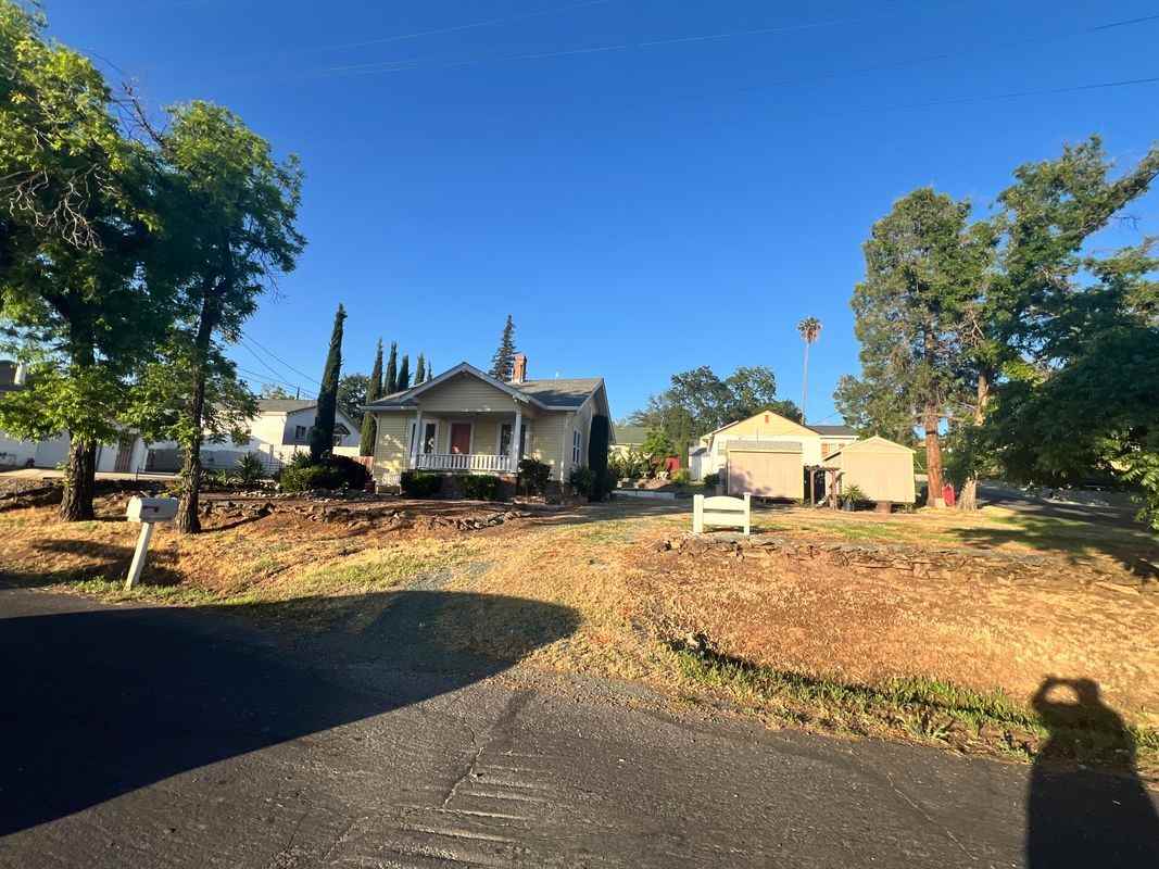 314 S Arroyo Seco St - Photo 2 of 15