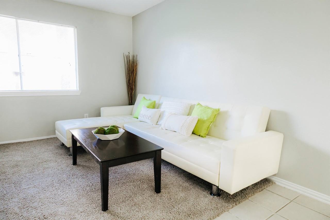 La Serena Apartments - Photo 3 of 49