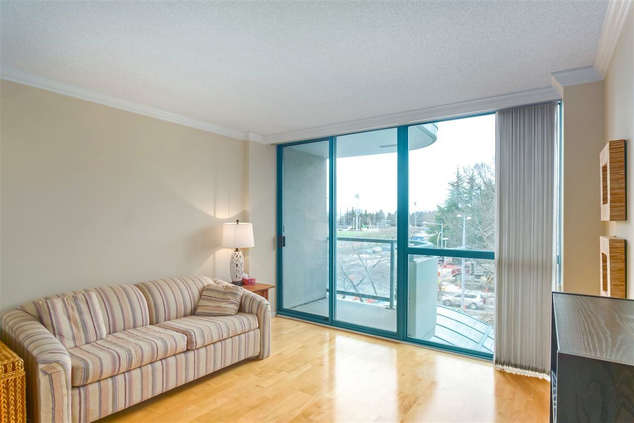 7500 Granville Avenue #405 - Photo 4 of 20