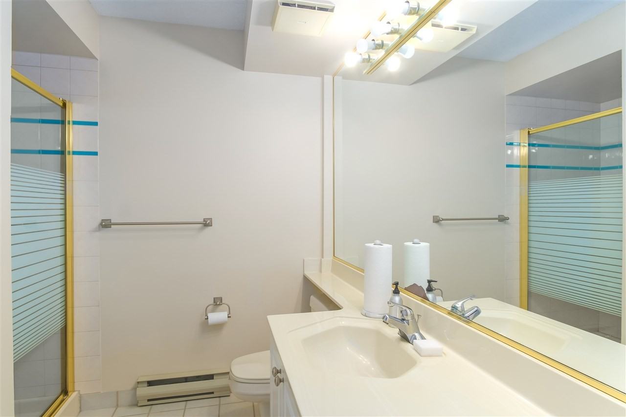 7500 Granville Avenue #405 - Photo 5 of 20