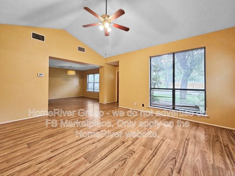 9418 Whisper Pt - Photo 3 of 16