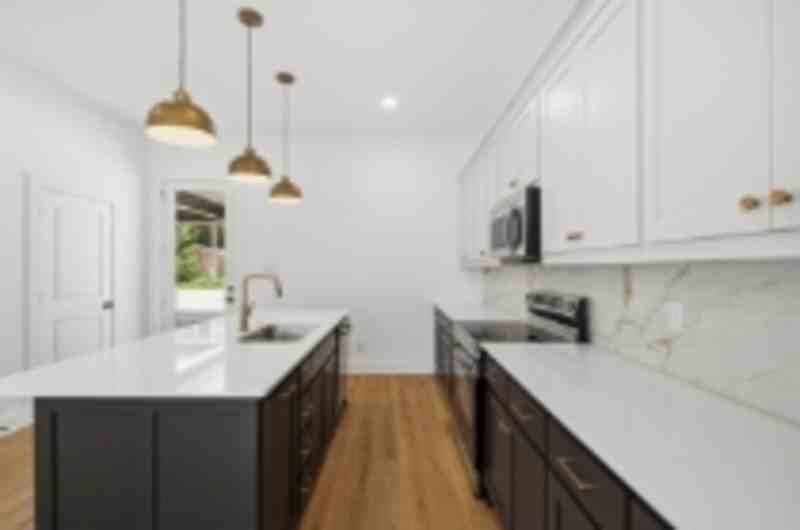 3323 S University Dr - Photo 7 of 35