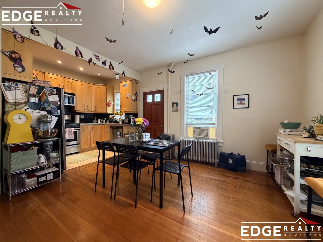 24 Eastburn St - Photo 3 of 12