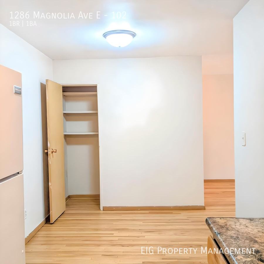 Parklawn - Photo 3 of 41