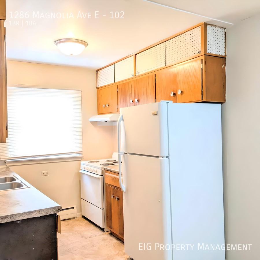 Parklawn - Photo 5 of 41