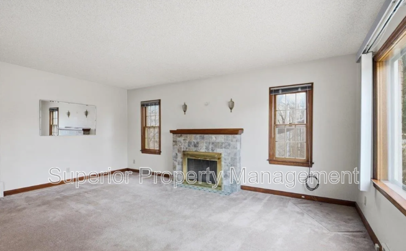 109 W 1st Ave - Photo 5 of 27