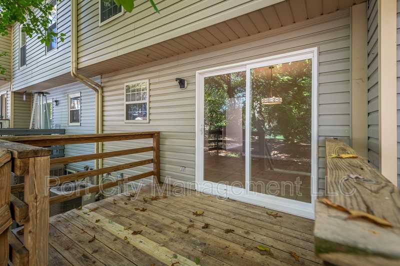 16 Taiper Ct - Photo 4 of 28