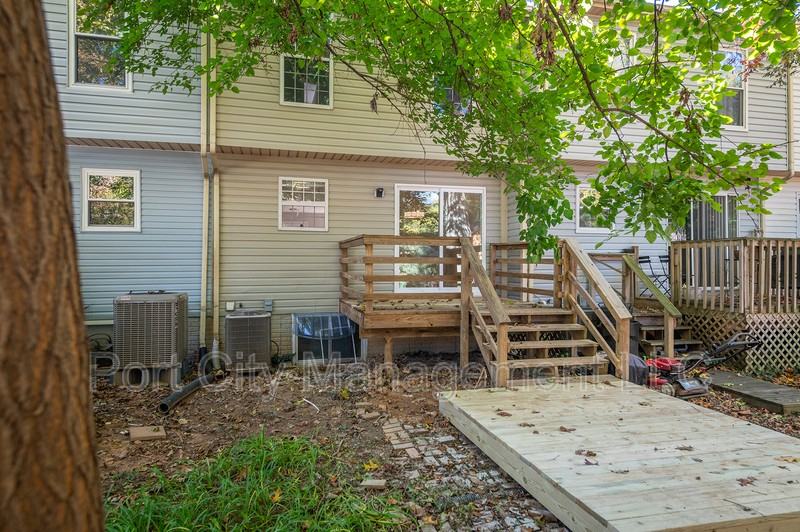 16 Taiper Ct - Photo 6 of 28