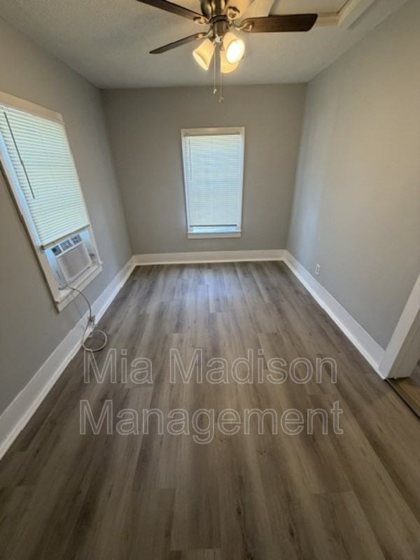 1511 Richards St - Photo 3 of 10