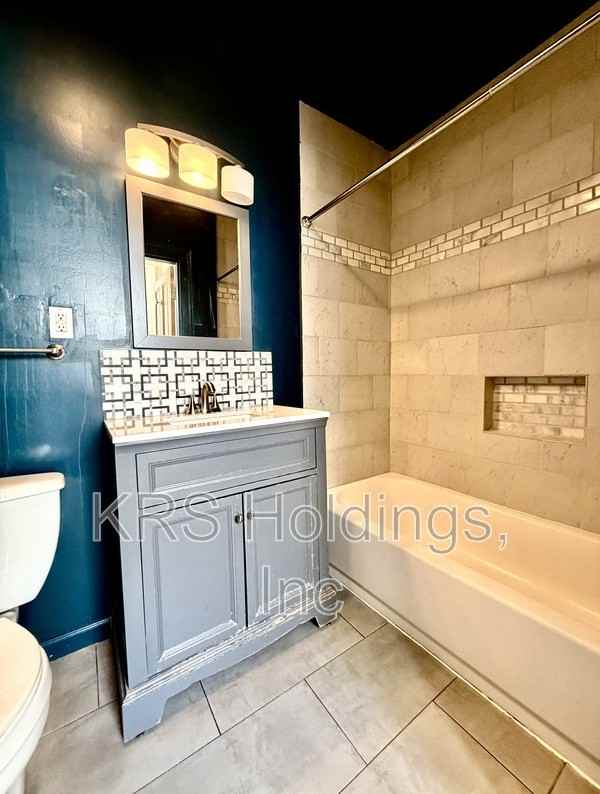 505 Church St #2 - Photo 7 of 11