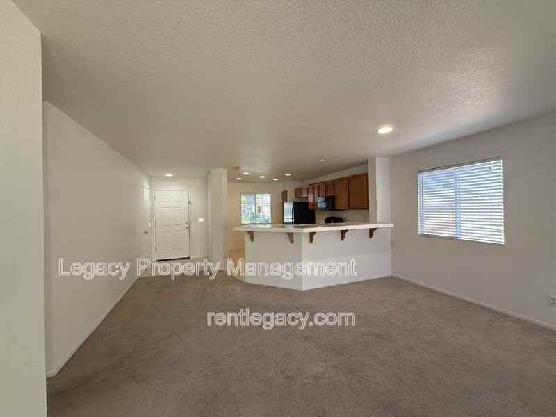 4329 Middlebury Way - Photo 4 of 20