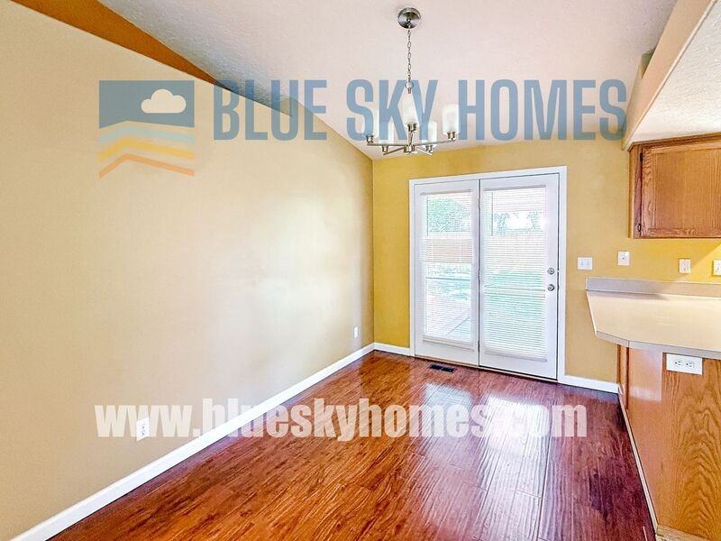 3304 E Anemone Ct - Photo 4 of 17