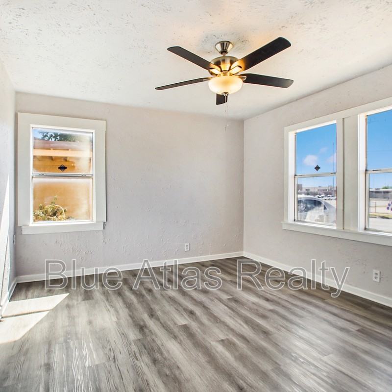 5633 Ramey Ave - Photo 7 of 20