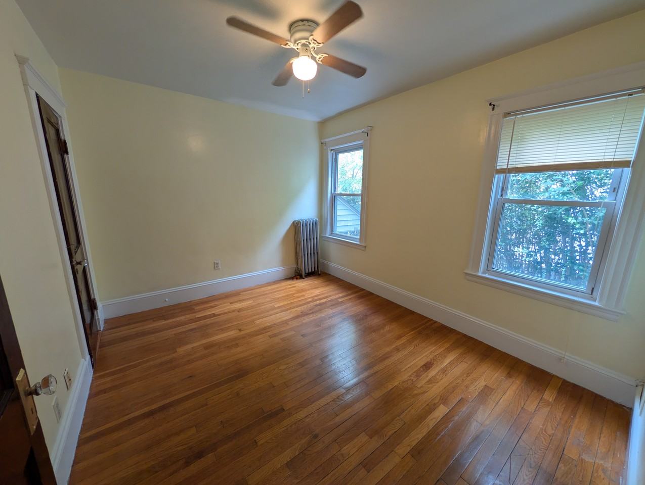 823 Canterbury St - Photo 7 of 18