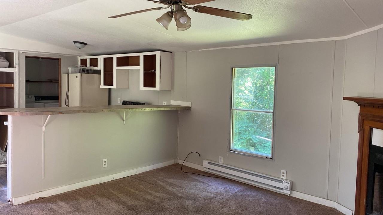 68 Orchid Rd - Photo 2 of 4