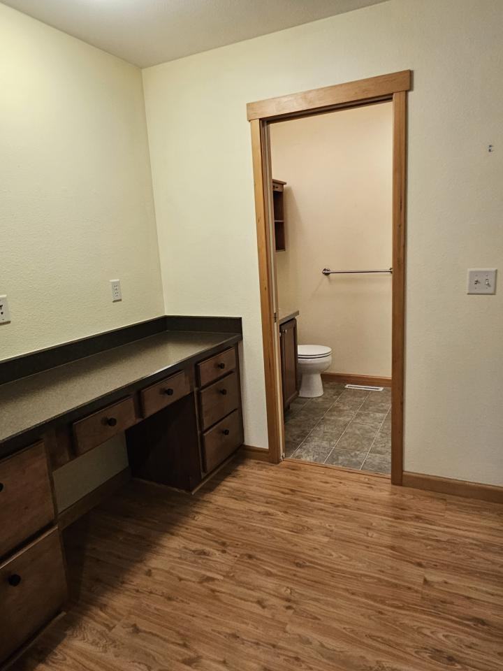 828 Avenue F - Photo 6 of 10